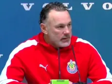 Milito opinó sobre la política de Chivas