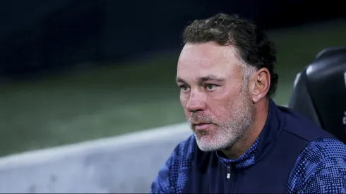 Gabriel Milito le ha dado menos participación a Efraín Álvarez.