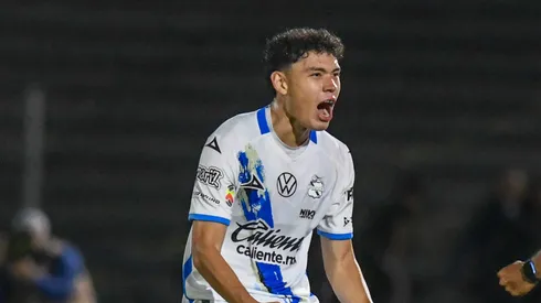 Luis Rey volvería a Chivas y está en gran nivel.