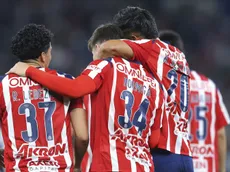 En Chivas ya surge una lista de posibles bajas y altas para el mercado de pases de verano