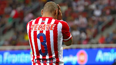 El mal momento que vivió Carlos Salcido en Chivas.