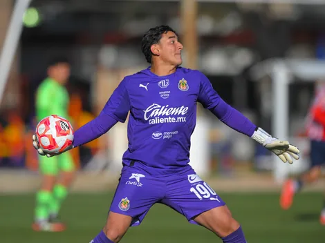 El portero que Milito sigue de cerca