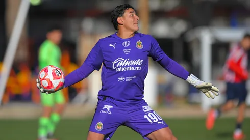 Robinho Romero integra la convocatoria de Chivas para el amistoso vs. Atlas.