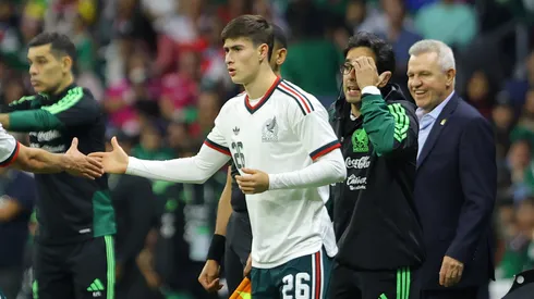 Armando González recibió mala noticia de Javier Aguirre.