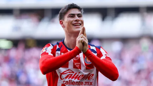 Armando González está cerca de hacer historia en Chivas