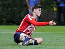 La llave de lucha que le hicieron a Armando González y debió ser penal