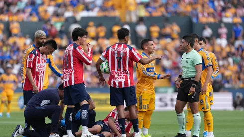 No hay sanción contra el árbitro.