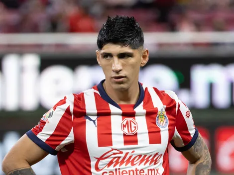 La millonada que se ahorrará Chivas en sueldos tras la salida de Alan Pulido