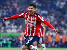 Bryan González halaga a Gabriel Milito y revela cómo los mantiene humildes