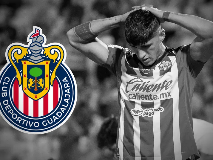 El error de Alan Pulido que ayudó a Chivas para despedirlo