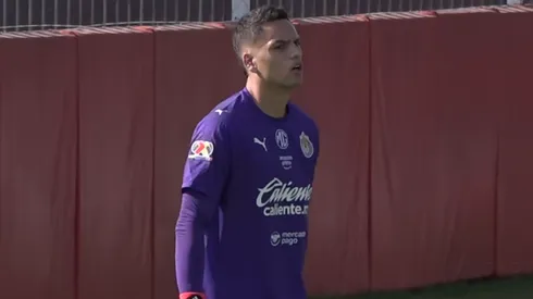 Óscar Whalley es titular con Chivas Sub-21.