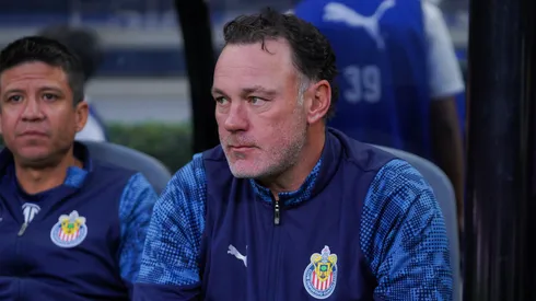 Gabriel Milito en conferencia de prensa.