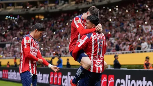 Chivas está muy cerca de amarrar un jugoso premio.