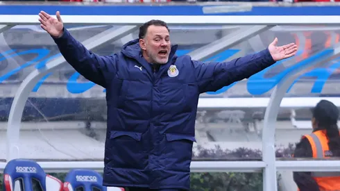 Gabriel Milito recibe importante noticia para Chivas.