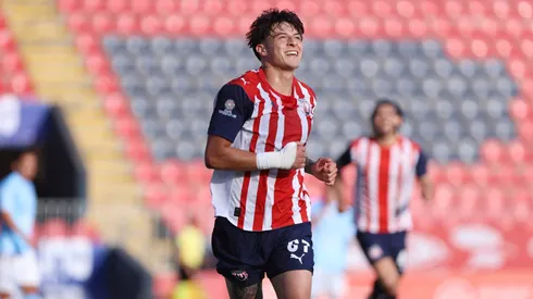 Sergio Aguayo debutó con Chivas y apunta a ser el sucesor de la Hormiga