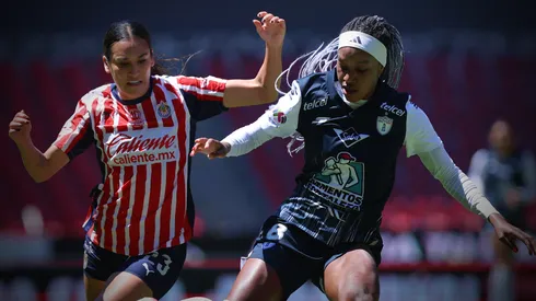 ¿Cuándo se jugaría la serie entre Chivas Femenil y Pachuca?