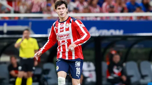 Diego Campillo afirmó que Chivas es candidato al título a pesar de las bajas por la Selección Mexicana.