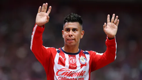 Efraín Álvarez, el reemplazo ideal del Piojo Alvarado.