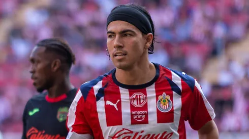Chivas se alista para enfrentar a Tigres, mientras Érick Gutiérrez se entrena por separado.