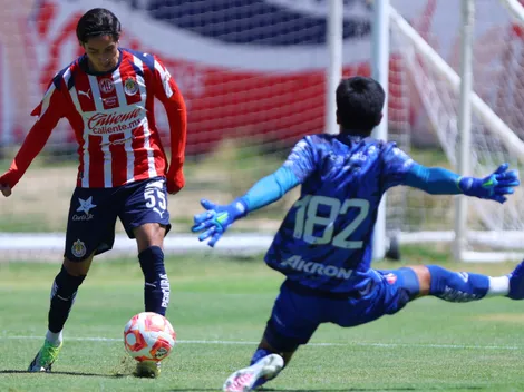El golazo de Sebastián Esparza en el Clásico Tapatío Sub-21