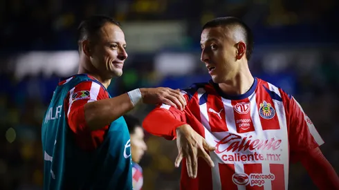 Piojo Alvarado recordó a Chicharito en el vestidor de Chivas