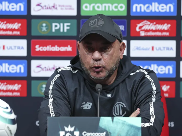 Antonio Mohamed revela quién inició el problema entre Chivas y Selección