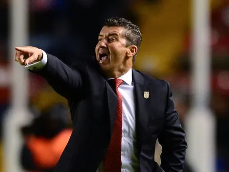 Chepo de la Torre no se guarda nada y alerta a Chivas sobre Cruz Azul