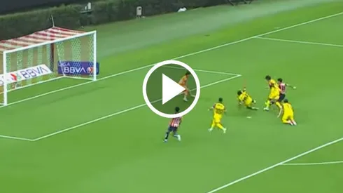 Así fue el golazo de Hernández.
