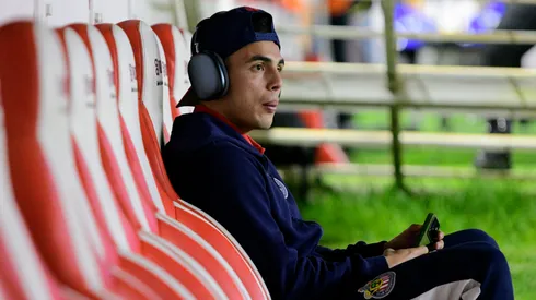 Hugo Camberos sigue sin jugar en las Chivas de Gabriel Milito.