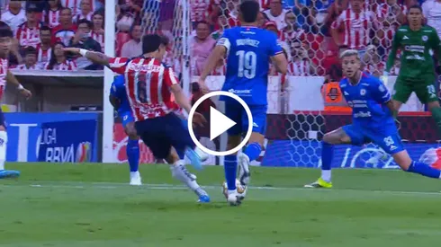 Gol de Omar Govea ante Cruz Azul