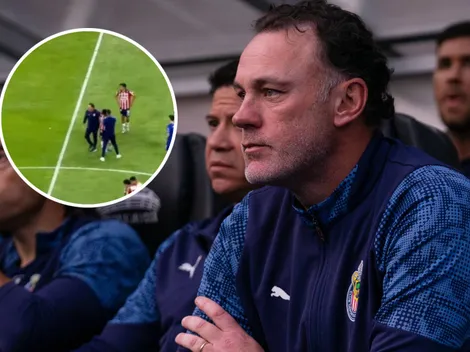El gesto de Milito con sus jugadores tras quedar eliminados de la Liguilla