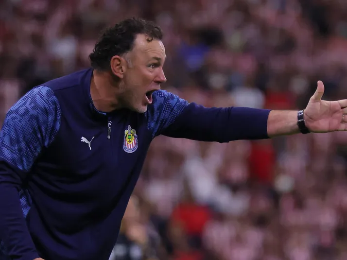 Las posiciones que a Chivas le urge reforzar y quedó claro en la Liguilla