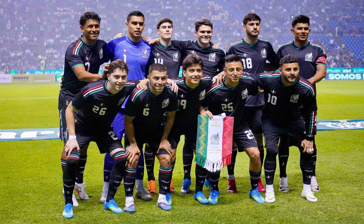 La posible alineación de la Selección Mexicana con jugadores de Chivas para enfrentar a Sudáfrica