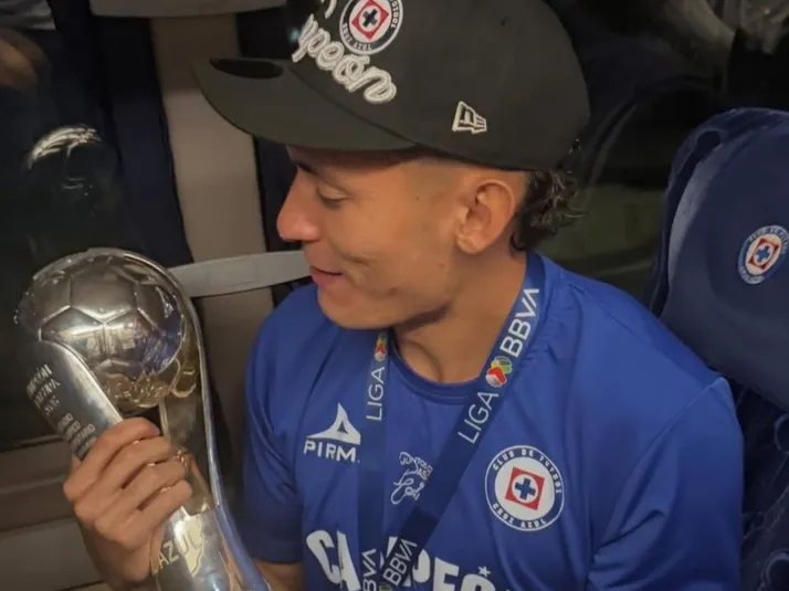 Chiquete lanzó un mensaje tras el campeonato de Cruz Azul