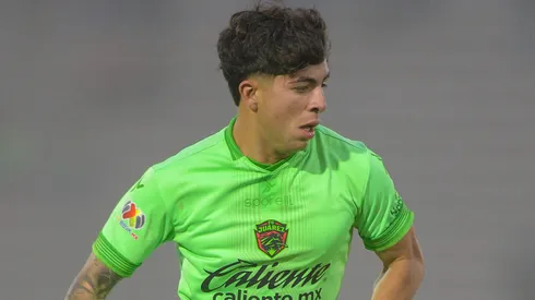 Chivas de momento no envió oferta por Denzell García.