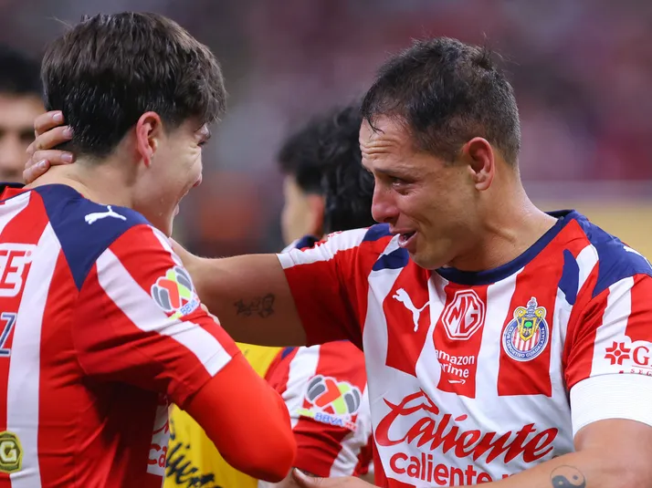 El emotivo video de Chicharito para darle la 14 de la Selección a la Hormiga