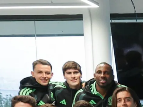 Armando González y la foto con americanistas en la concentración del TRI
