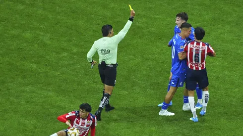 Los errores del Cruz Azul vs Chivas en semifinales fueron los peores del torneo.