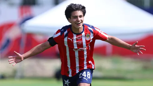 Así juega Uziel Vargas, la joya de Chivas Sub-17.