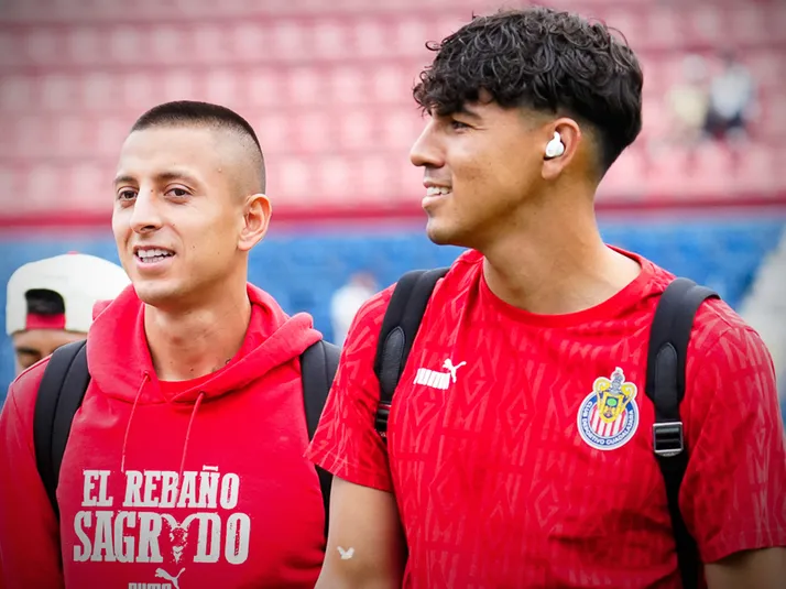 Piojo Alvarado y su emotivo regalo para Érick Gutiérrez y su familia