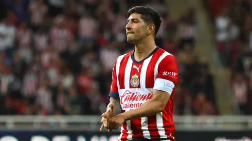 Chivas perderá millones con Víctor Guzmán.