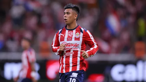 Efraín Álvarez tuvo que ser operado.