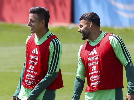 Roberto Alvarado y Alexis Vega arman show de lucha libre en el entrenamiento