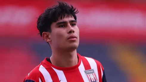 Carlos Hernández trabaja con el primer equipo de Chivas.