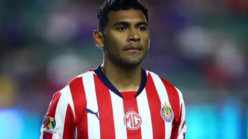 Gilberto Sepúlveda saldría de Chivas.