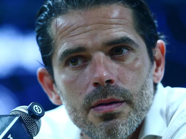 La primera imagen de Gago fuera de peligro