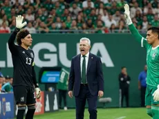 La pregunta que ya cansó a Javier Aguirre: ¿jugará Ochoa en lugar de Rangel?