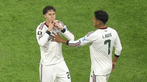 Los jugadores de Chivas fueron los héroes de la noche.