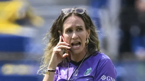 Nelly Simón continúa con la limpia de Chivas Femenil