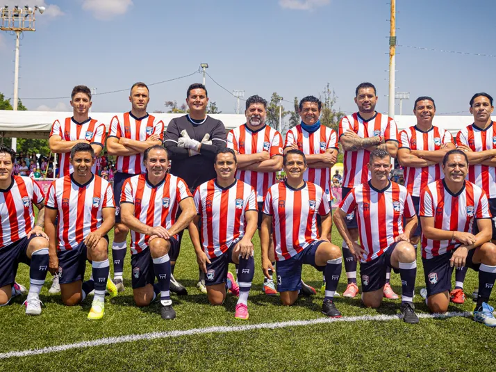 El emotivo gesto de las Leyendas de Chivas